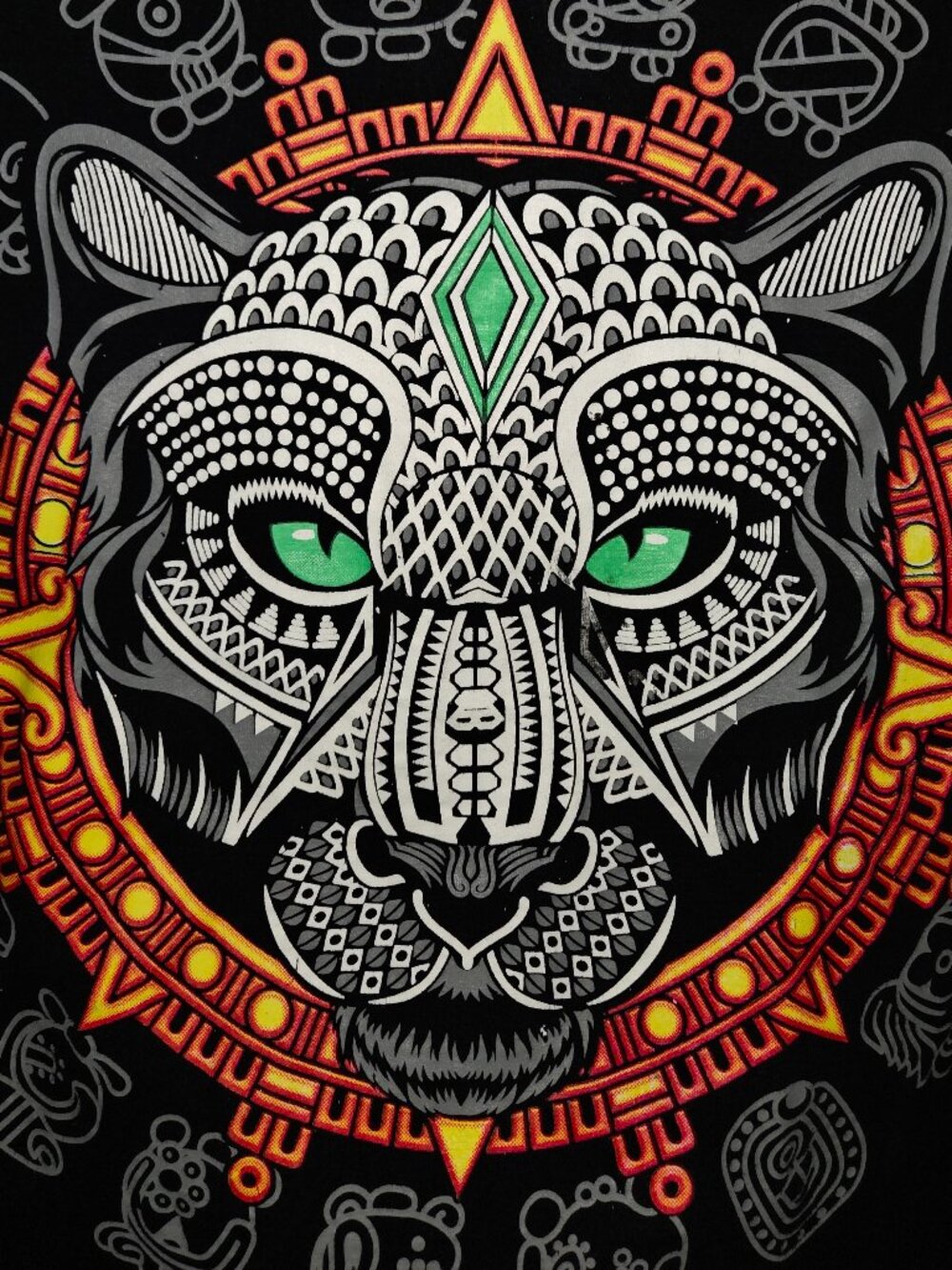 EUC MEN'S XL "Aztec Cat" TSHIRT